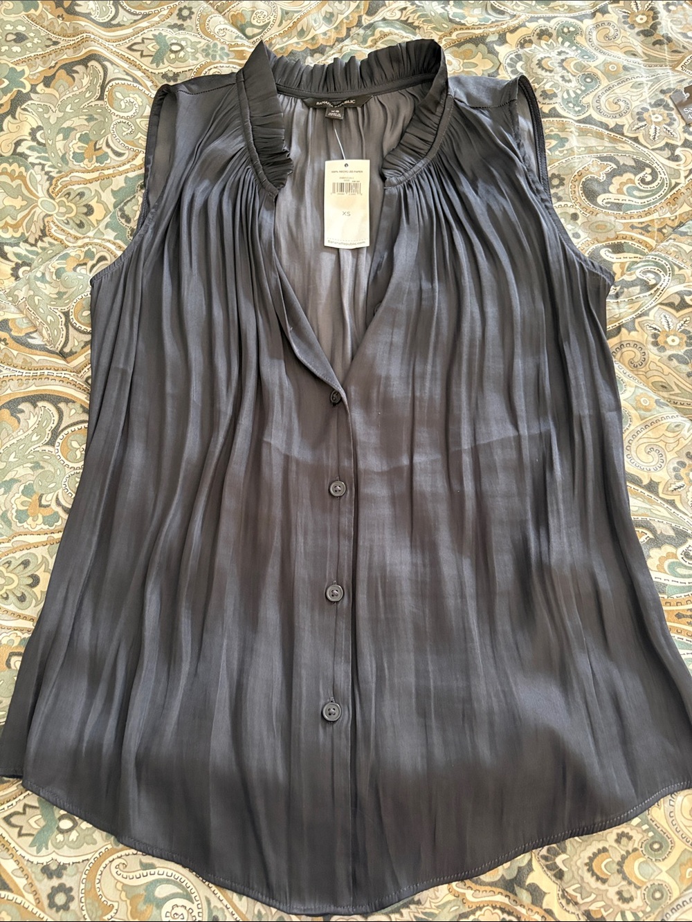 Banana Republic Navy Sleeveless Blouse Size XS NWT